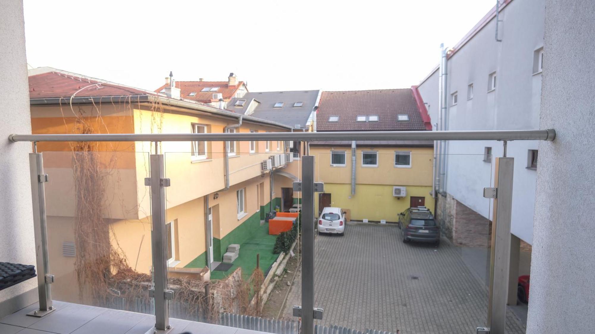 Premium City Centre Bedrooms Prešov Eksteriør billede