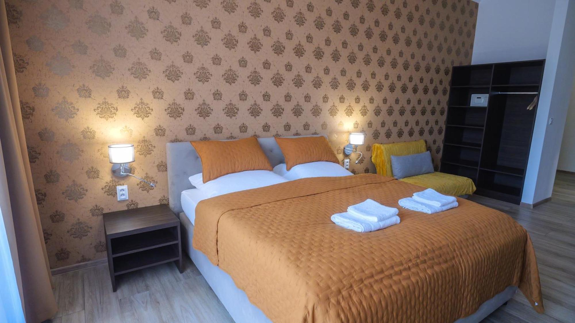 Premium City Centre Bedrooms Prešov Eksteriør billede